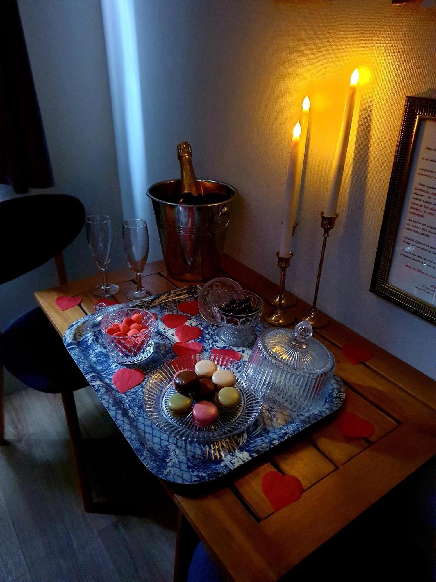 Le Grand Cedre Spa Et Sauna Interieur Piscine Marolles  外观 照片